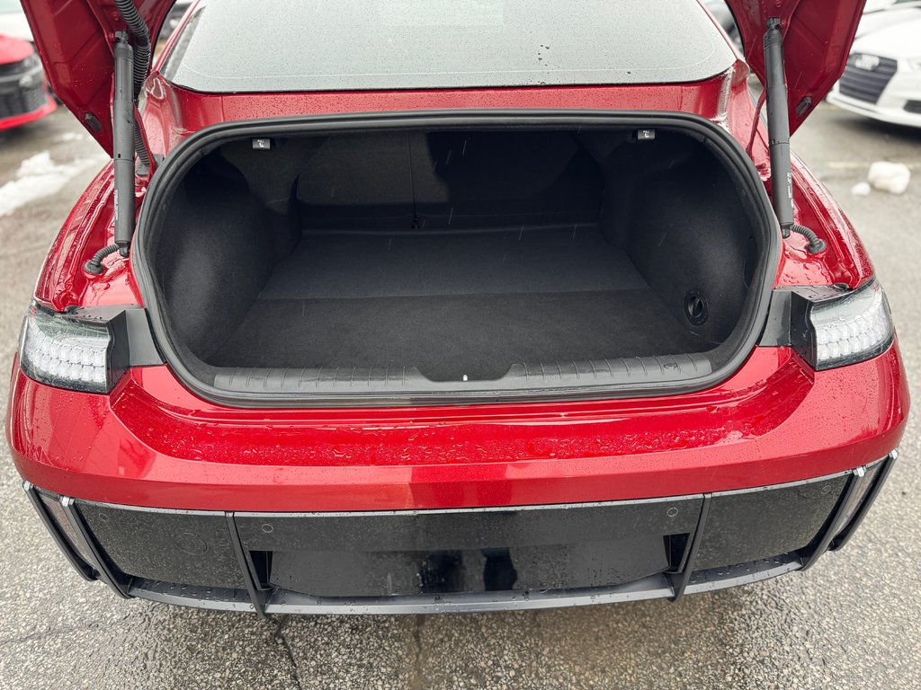 2024 Hyundai IONIQ 6 ULTIMATE Long Range AWD in Terrebonne, Quebec - 25 - w1024h768px
