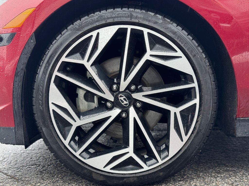 2024 Hyundai IONIQ 6 ULTIMATE Long Range AWD in Terrebonne, Quebec - 27 - w1024h768px