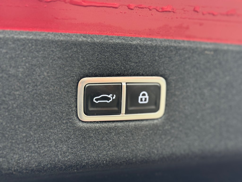 2024 Hyundai IONIQ 6 ULTIMATE Long Range AWD in Terrebonne, Quebec - 26 - w1024h768px