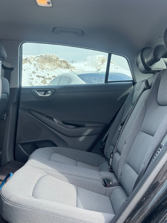 Hyundai Ioniq Plug-In Hybrid Essential Bas Kilométrage 2022 à Terrebonne, Québec - 8 - w1024h768px