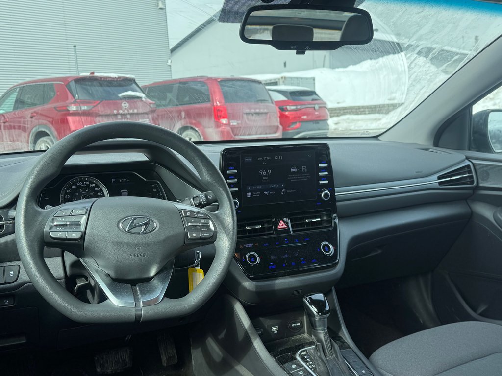 Hyundai Ioniq Plug-In Hybrid Essential Bas Kilométrage 2022 à Terrebonne, Québec - 10 - w1024h768px