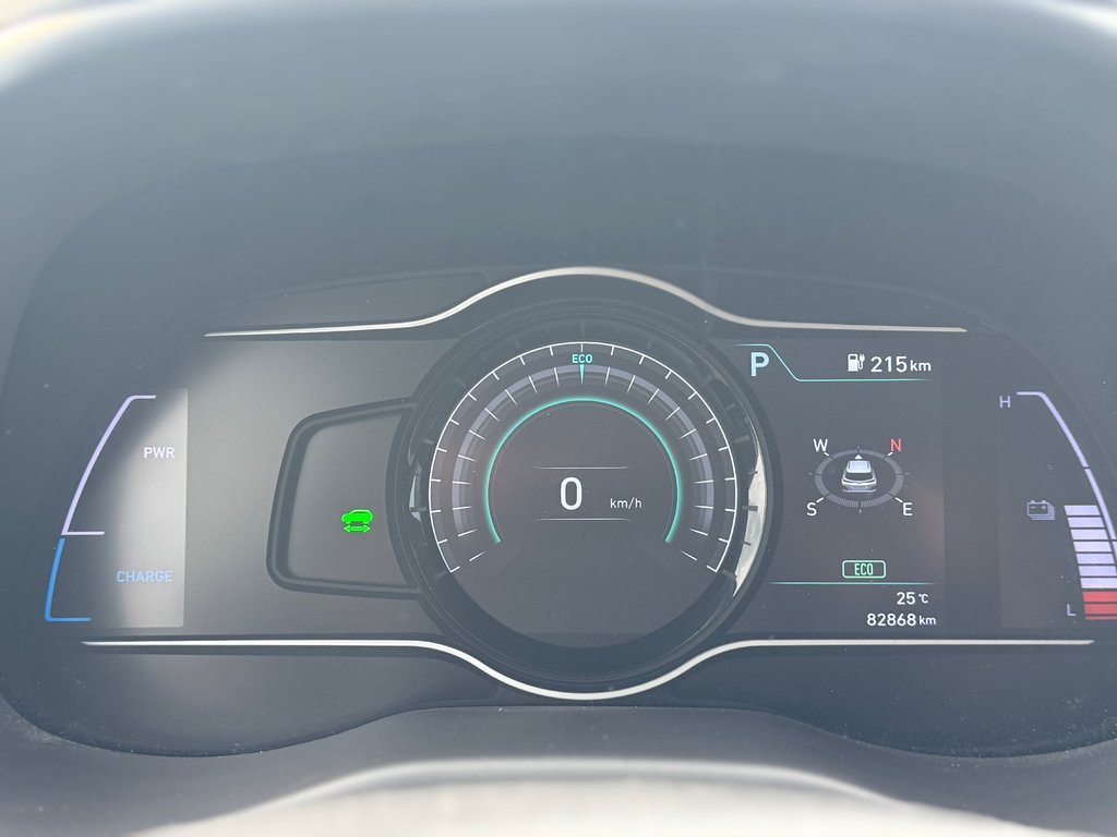 2020 Hyundai KONA ELECTRIC Ultimate Cuir Toit Ouvrant Bas Kilométrage in Terrebonne, Quebec - 15 - w1024h768px