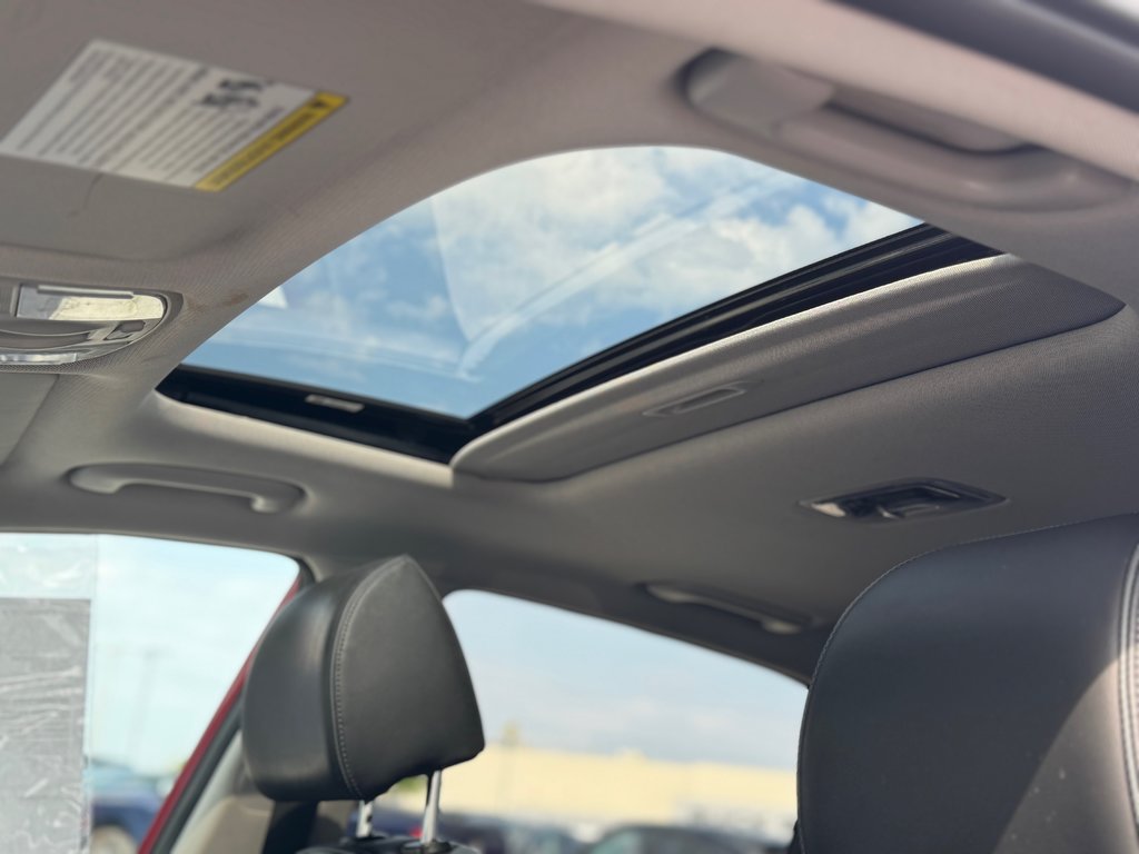 2020 Hyundai KONA ELECTRIC Ultimate Cuir Toit Ouvrant Bas Kilométrage in Terrebonne, Quebec - 11 - w1024h768px