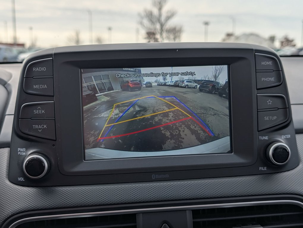 Hyundai Kona Essential, AWD, BAS KM 2018 à Boucherville, Québec - 15 - w1024h768px