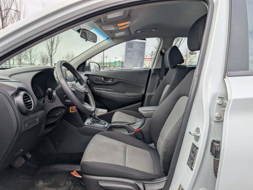 Hyundai Kona Essential, AWD, BAS KM 2018 à Boucherville, Québec - 11 - w1024h768px