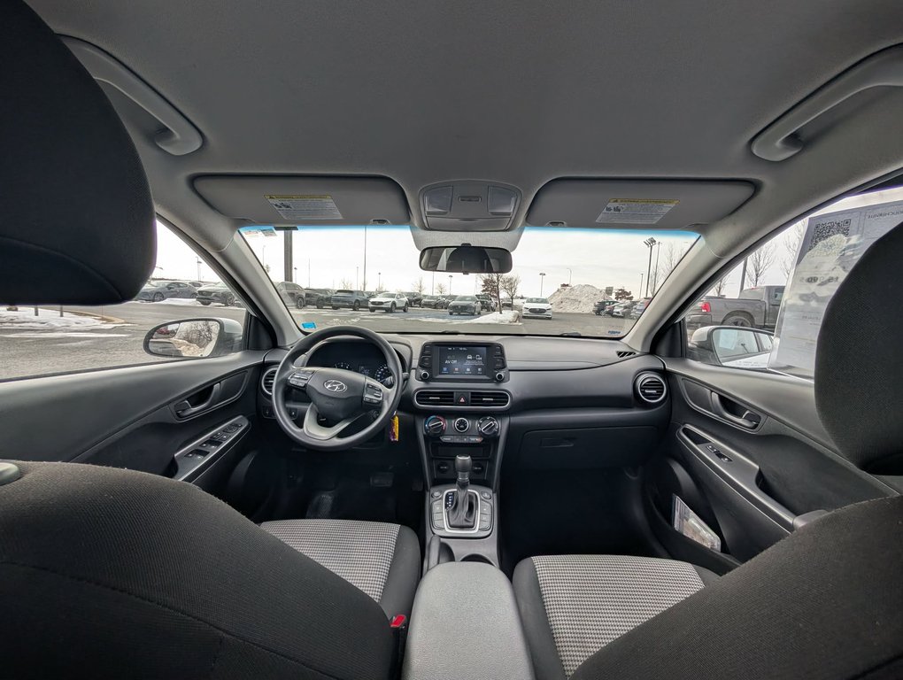 Hyundai Kona Essential, AWD, BAS KM 2018 à Boucherville, Québec - 10 - w1024h768px