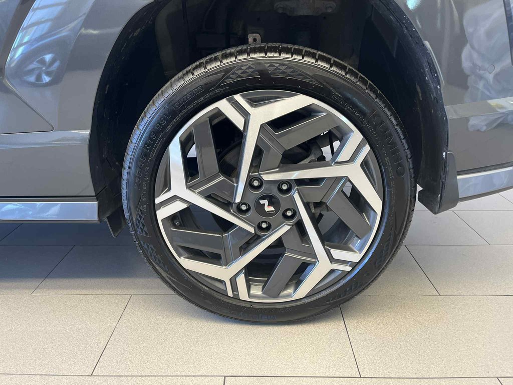 2024 Hyundai Kona N Line Ultimate in Boucherville, Quebec - 17 - w1024h768px