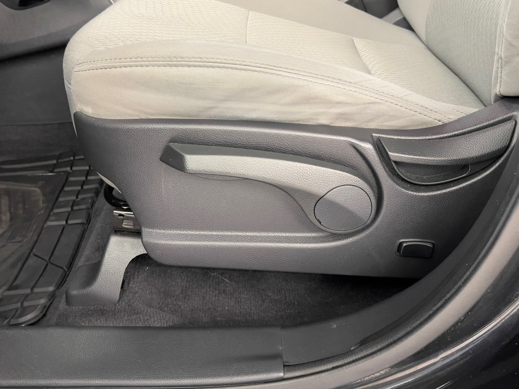 2016 Hyundai Santa Fe Sport 2.4L in Boucherville, Quebec - 14 - w1024h768px
