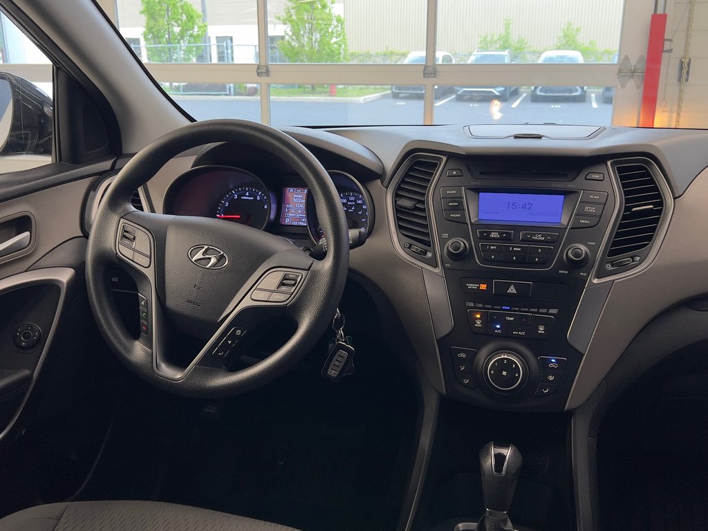 2016 Hyundai Santa Fe Sport 2.4L in Boucherville, Quebec - 20 - w1024h768px