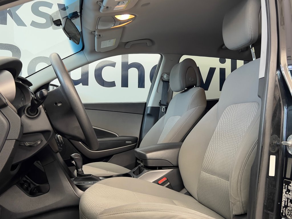 2016 Hyundai Santa Fe Sport 2.4L in Boucherville, Quebec - 13 - w1024h768px