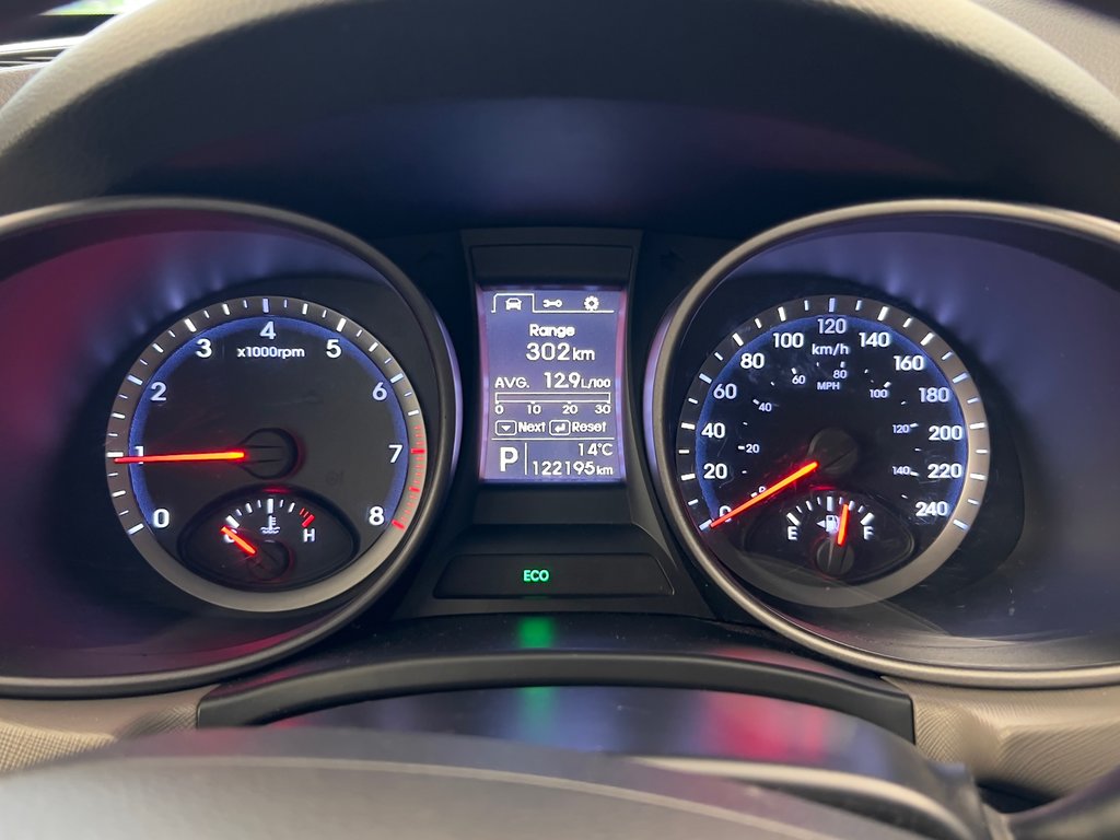 2016 Hyundai Santa Fe Sport 2.4L in Boucherville, Quebec - 24 - w1024h768px