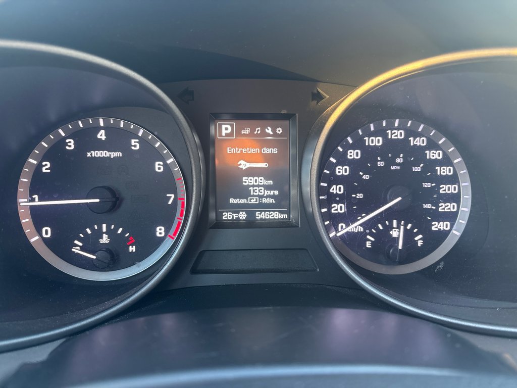 Hyundai Santa Fe Sport TRÈS BAS KM, AWD, AUBAINE 2018 à Boucherville, Québec - 21 - w1024h768px