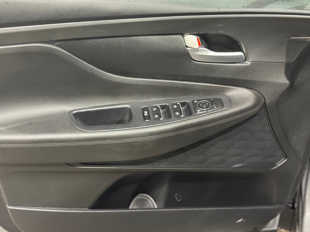 Hyundai Santa Fe Essential AWD 2022 à Terrebonne, Québec - 8 - w1024h768px
