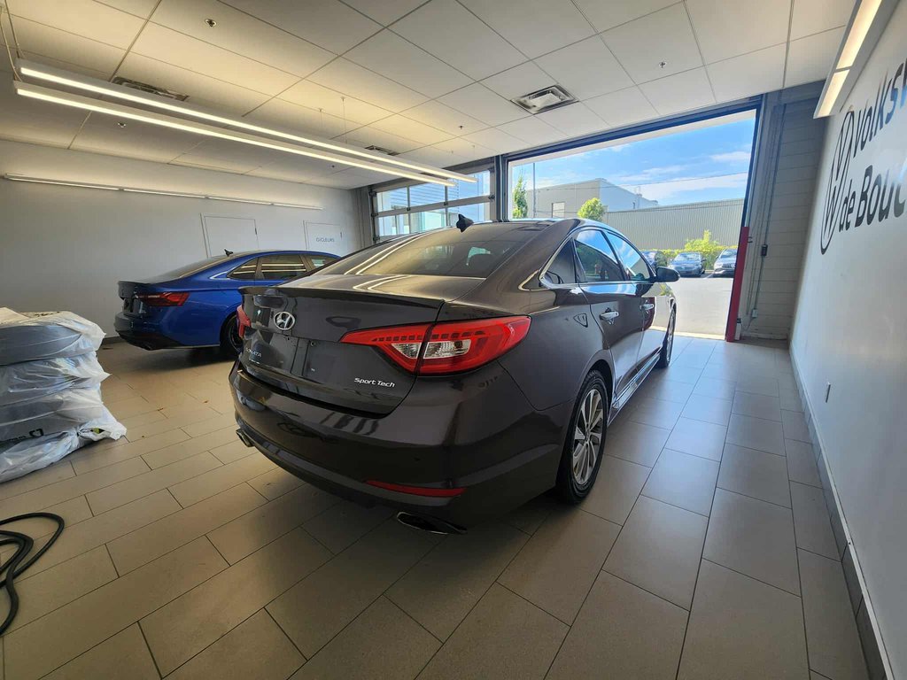 Hyundai Sonata 2.4L Sport Tech 2016 à Boucherville, Québec - 6 - w1024h768px