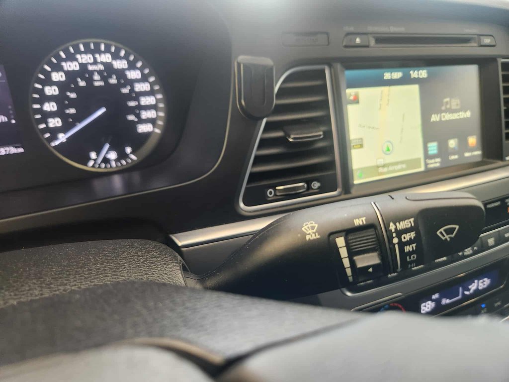 Hyundai Sonata 2.4L Sport Tech 2016 à Boucherville, Québec - 7 - w1024h768px