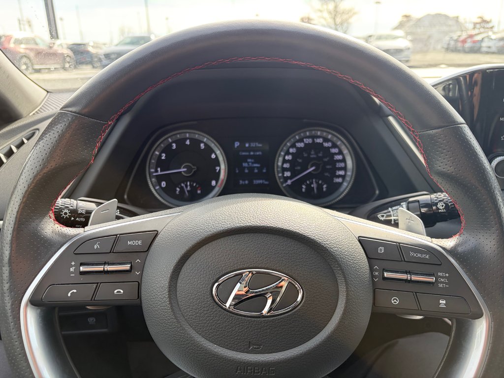 Hyundai Sonata Sport BAS KM GARANTIE JAMAIS ACCIDENTÉ TOIT CUIR 2022 à Boucherville, Québec - 13 - w1024h768px