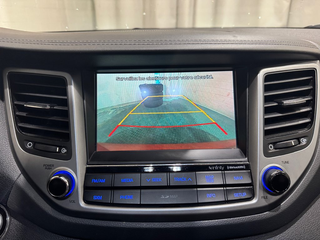 2017 Hyundai Tucson Limited Toit Panoramique Navigation AWD in Terrebonne, Quebec - 14 - w1024h768px