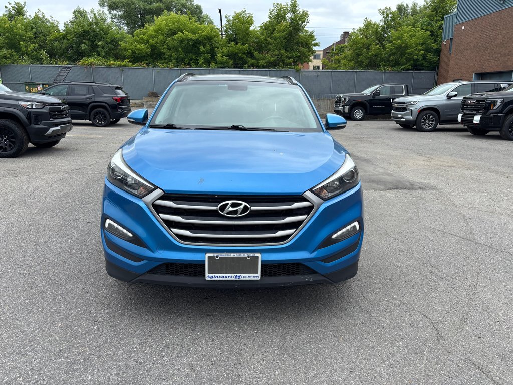 Hyundai Tucson  2017 à Montréal, Québec - 1 - w1024h768px