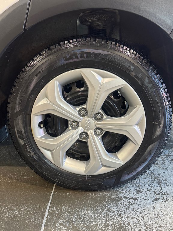 Hyundai Tucson Essential 2020 à Terrebonne, Québec - 16 - w1024h768px