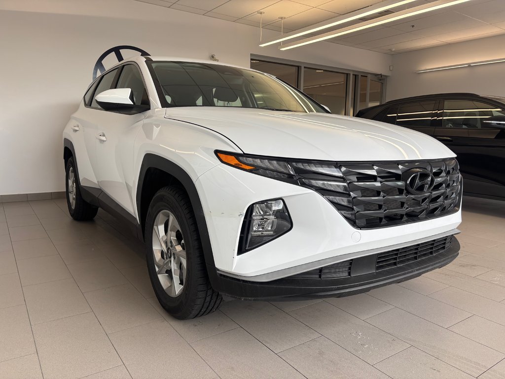 2023 Hyundai Tucson ESSENTIAL in Boucherville, Quebec - 7 - w1024h768px