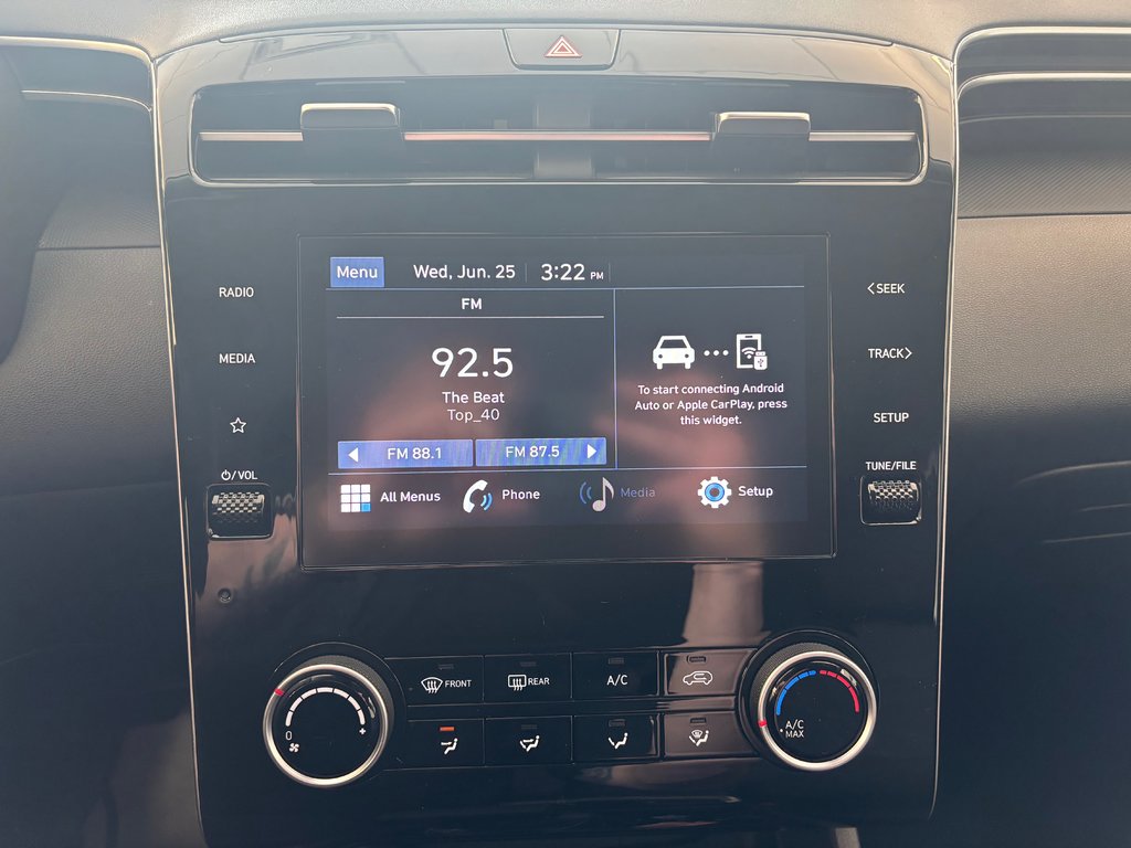 2023 Hyundai Tucson ESSENTIAL in Boucherville, Quebec - 13 - w1024h768px