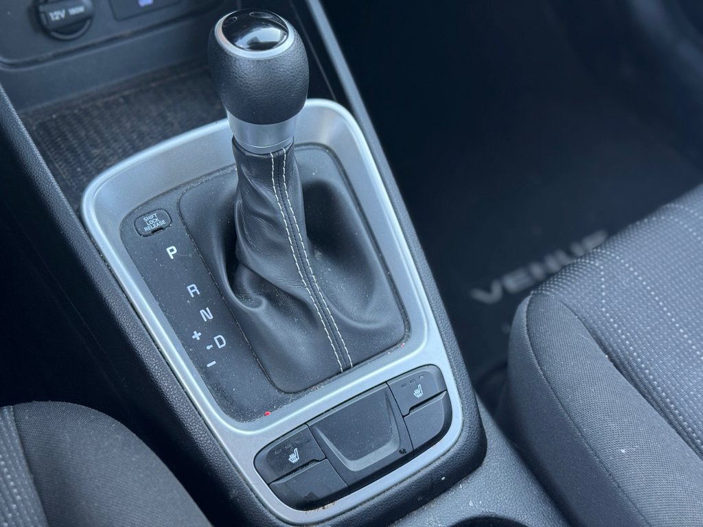 2021 Hyundai Venue Essential Régulateur de vitesse Bluetooth in Terrebonne, Quebec - 19 - w1024h768px