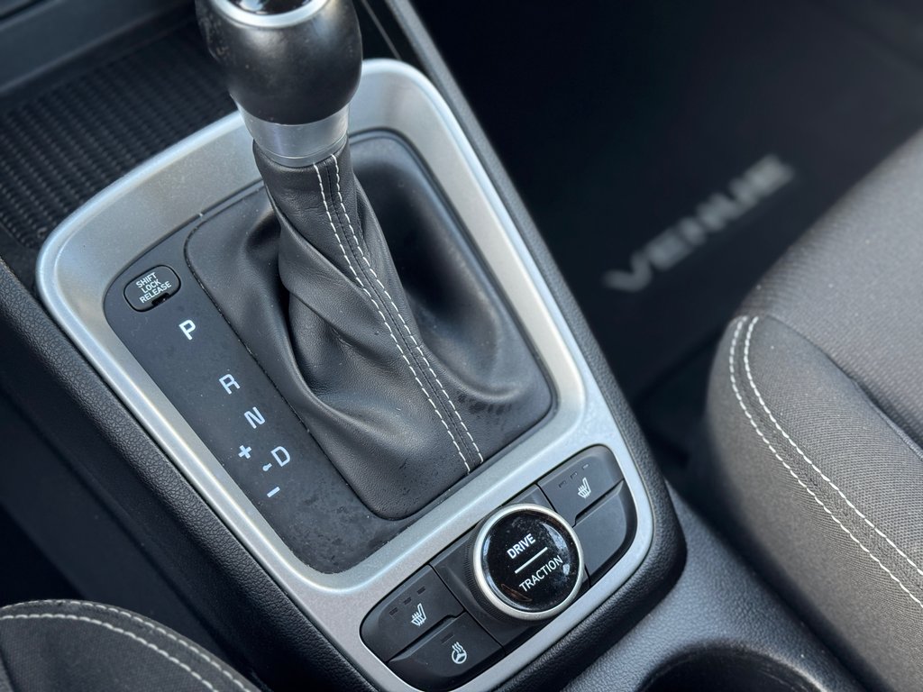 Hyundai Venue Preferred Bas Kilométrage 2022 à Terrebonne, Québec - 19 - w1024h768px