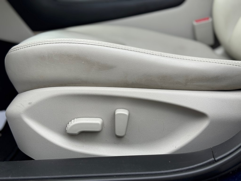 2021 Infiniti Q50 Luxe Cuir AWD Toit Ouvrant 3.0 in Terrebonne, Quebec - 8 - w1024h768px