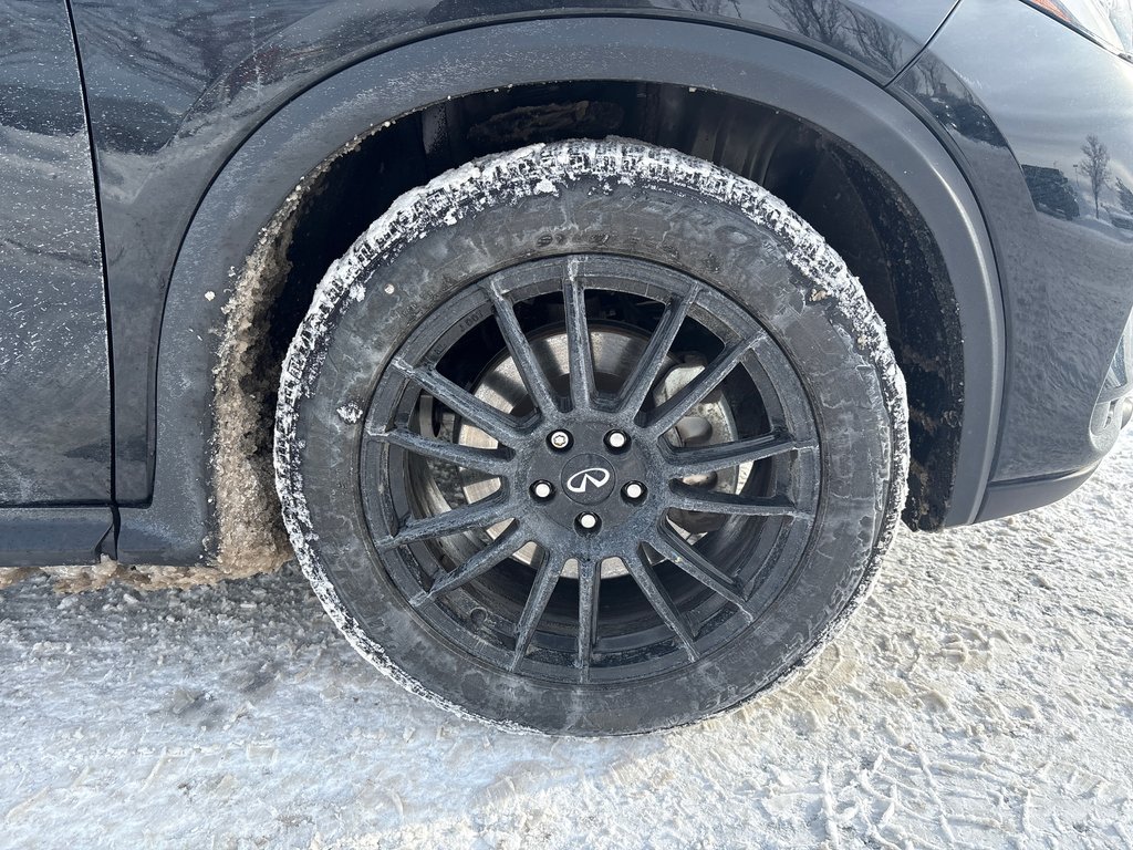 2022 Infiniti QX50 PURE AWD 2 SET PNEUS ÉTÉ HIVER SUR MAGS in Boucherville, Quebec - 9 - w1024h768px