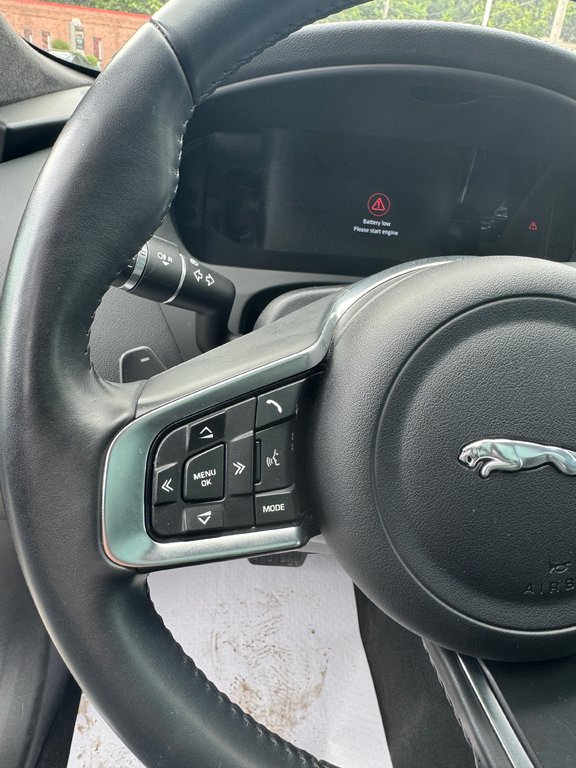 2020 Jaguar F-PACE Prestige 2.T Toit Panoramique Bas Kilométrage in Terrebonne, Quebec - 14 - w1024h768px