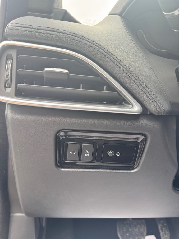 2020 Jaguar F-PACE Prestige 2.T Toit Panoramique Bas Kilométrage in Terrebonne, Quebec - 10 - w1024h768px