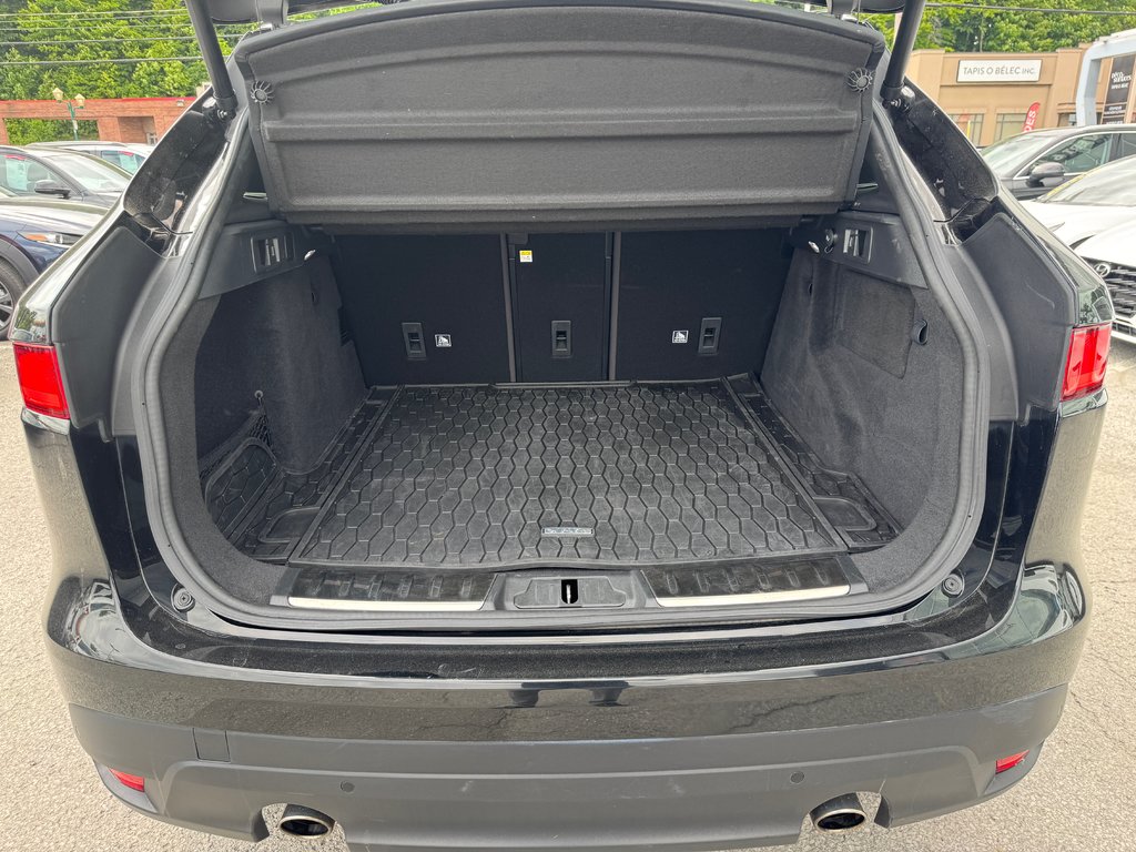 2020 Jaguar F-PACE Prestige 2.T Toit Panoramique Bas Kilométrage in Terrebonne, Quebec - 26 - w1024h768px