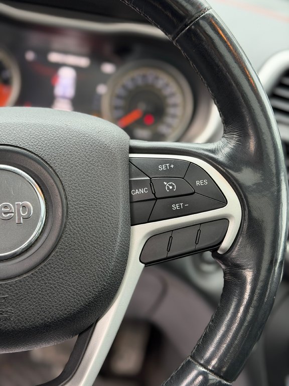 Jeep Cherokee Trailhawk 4x4 V6 2015 à Terrebonne, Québec - 15 - w1024h768px