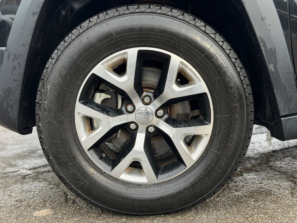 Jeep Cherokee Trailhawk 4x4 V6 2015 à Terrebonne, Québec - 28 - w1024h768px
