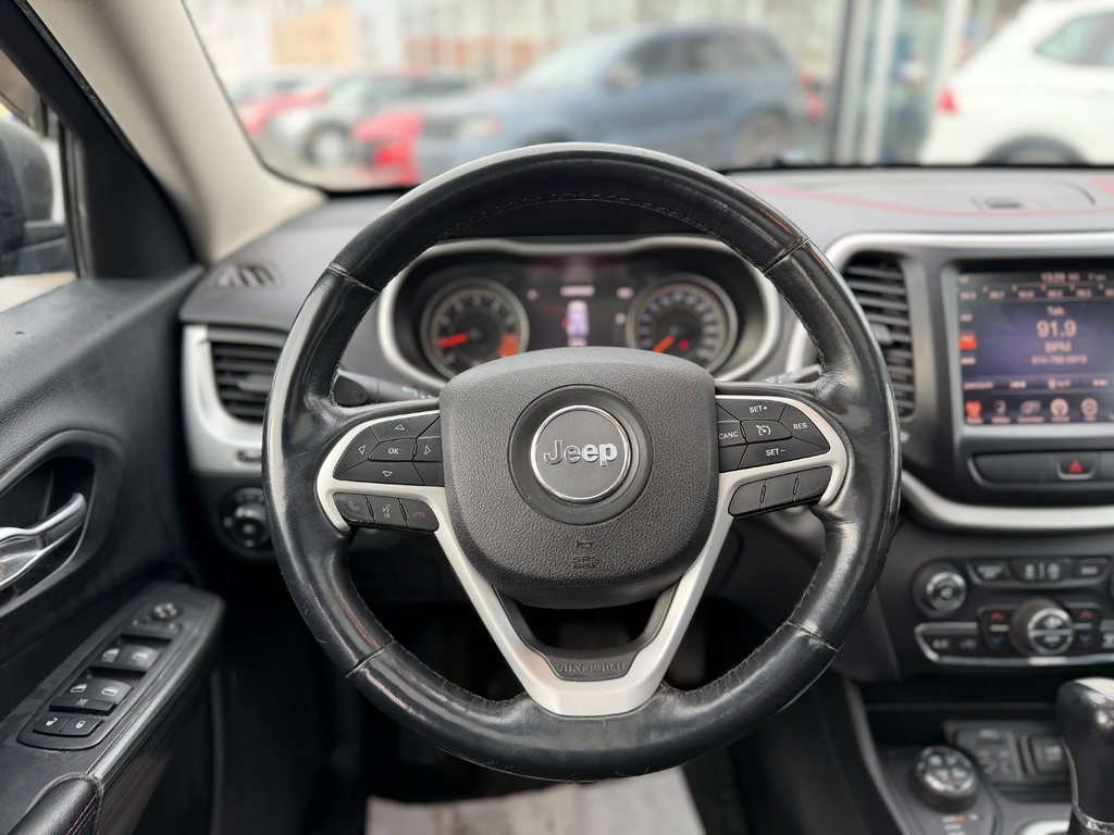 Jeep Cherokee Trailhawk 4x4 V6 2015 à Terrebonne, Québec - 22 - w1024h768px