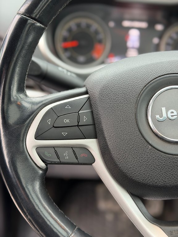 Jeep Cherokee Trailhawk 4x4 V6 2015 à Terrebonne, Québec - 14 - w1024h768px