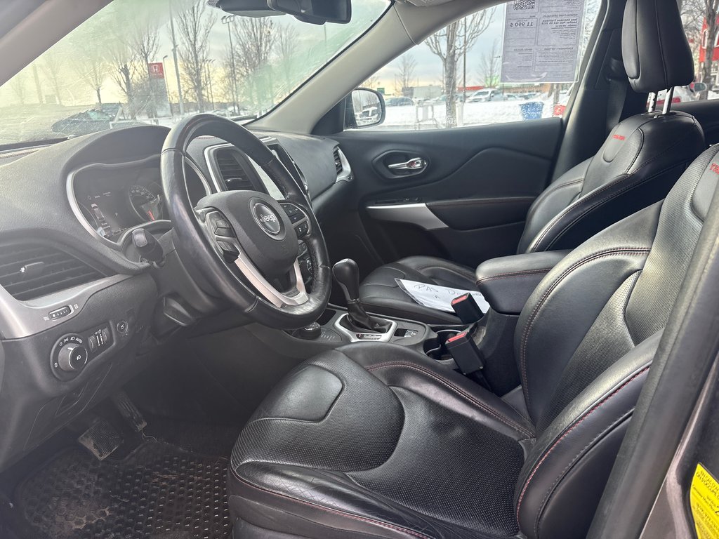 Jeep Cherokee Trailhawk Leather Plus 4x4 V6 2018 à Boucherville, Québec - 8 - w1024h768px