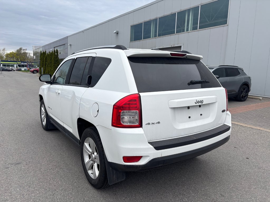 2011 Jeep Compass in Montreal, Quebec - 7 - w1024h768px