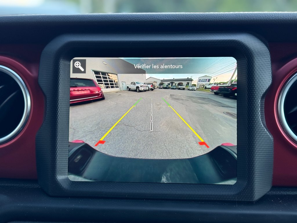 2023 Jeep Gladiator Rubicon Cuir Pneus 37'' Look WoW Bas Kilométrage in Terrebonne, Quebec - 16 - w1024h768px