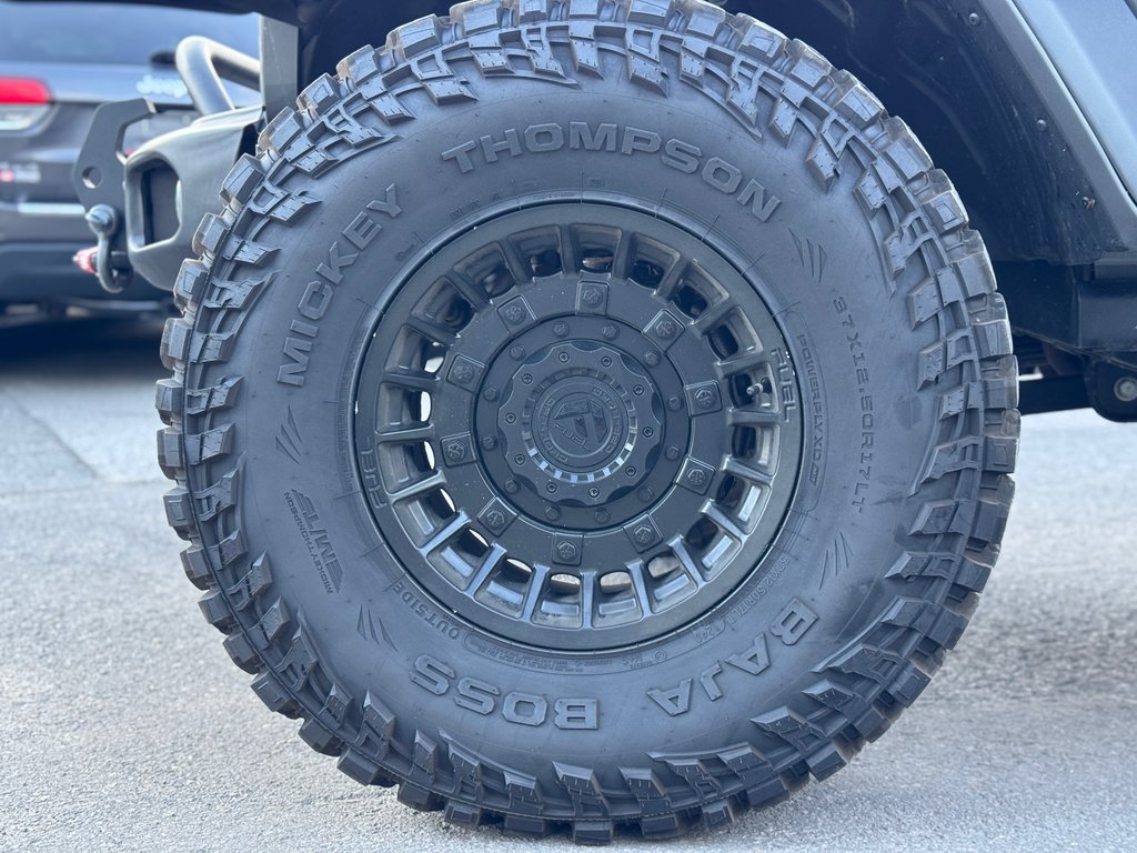 2023 Jeep Gladiator Rubicon Cuir Pneus 37'' Look WoW Bas Kilométrage in Terrebonne, Quebec - 25 - w1024h768px