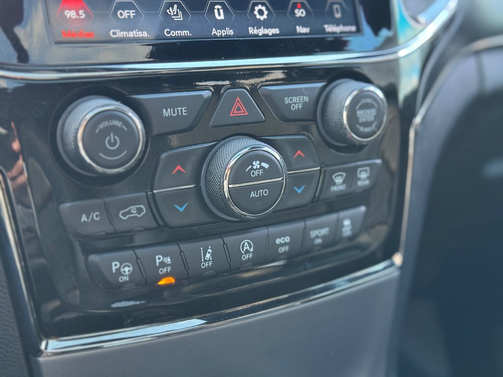 Jeep Grand Cherokee Limited X Cuir Toit Panoramique 2020 à Terrebonne, Québec - 20 - w1024h768px