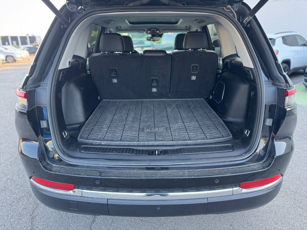 Jeep Grand Cherokee Limited Cuir Toit Panoramique 2022 à Terrebonne, Québec - 27 - w1024h768px