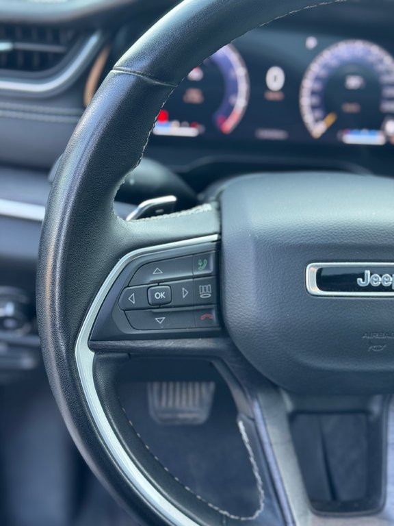 Jeep Grand Cherokee Limited Cuir Toit Panoramique 2022 à Terrebonne, Québec - 14 - w1024h768px