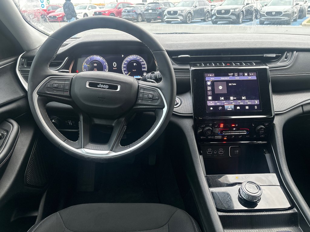 Jeep Grand Cherokee Laredo, TOIT, GARANTIE 2023 à Boucherville, Québec - 12 - w1024h768px