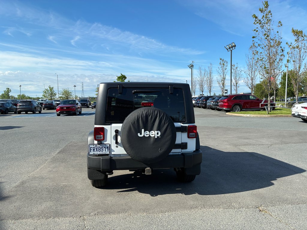2018 Jeep Wrangler JK Sport, A/C, AUT, BAS KM, V6 2 TOITS in Boucherville, Quebec - 11 - w1024h768px