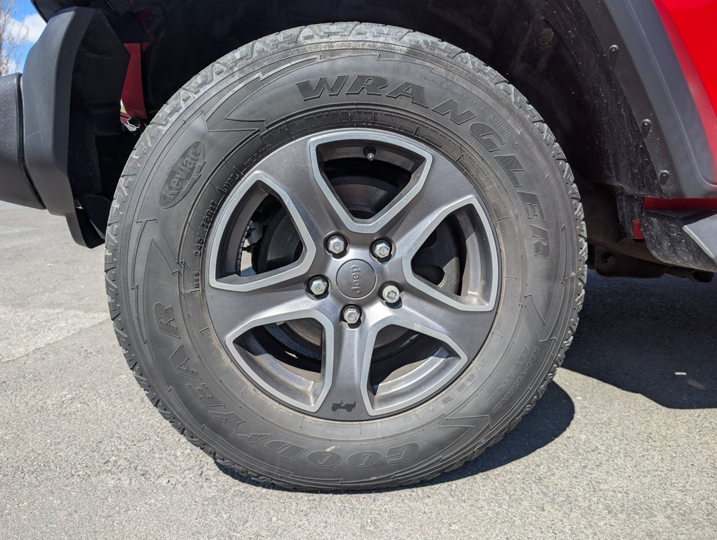 2018 Jeep Wrangler Unlimited SPORT JL  DÉMARREUR À DISTANCE, V6 3.6L PENTASTAR in Boucherville, Quebec - 18 - w1024h768px
