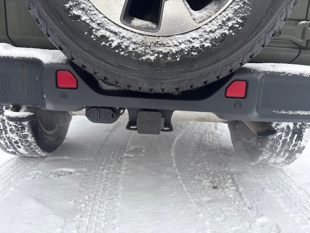 2020 Jeep WRANGLER 4D UNLIMITED SAHARA Sahara, V6 3.6, NAV in Boucherville, Quebec - 10 - w1024h768px