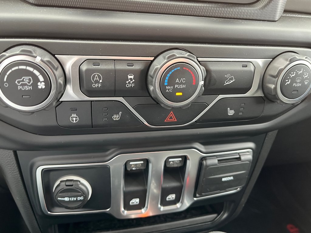 Jeep Wrangler Sport S, AIR, TOIT DUR, BAS KM 2019 à Boucherville, Québec - 11 - w1024h768px