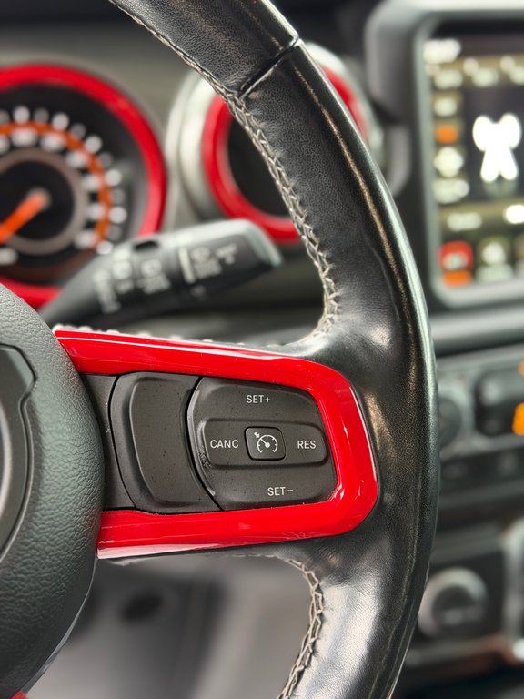 Jeep Wrangler Unlimited Sahara v6 4x4 Bas Kilométrage 2021 à Terrebonne, Québec - 12 - w1024h768px