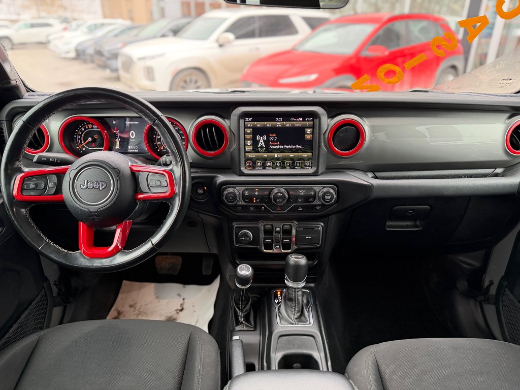 Jeep Wrangler Unlimited Sahara v6 4x4 Bas Kilométrage 2021 à Terrebonne, Québec - 21 - w1024h768px